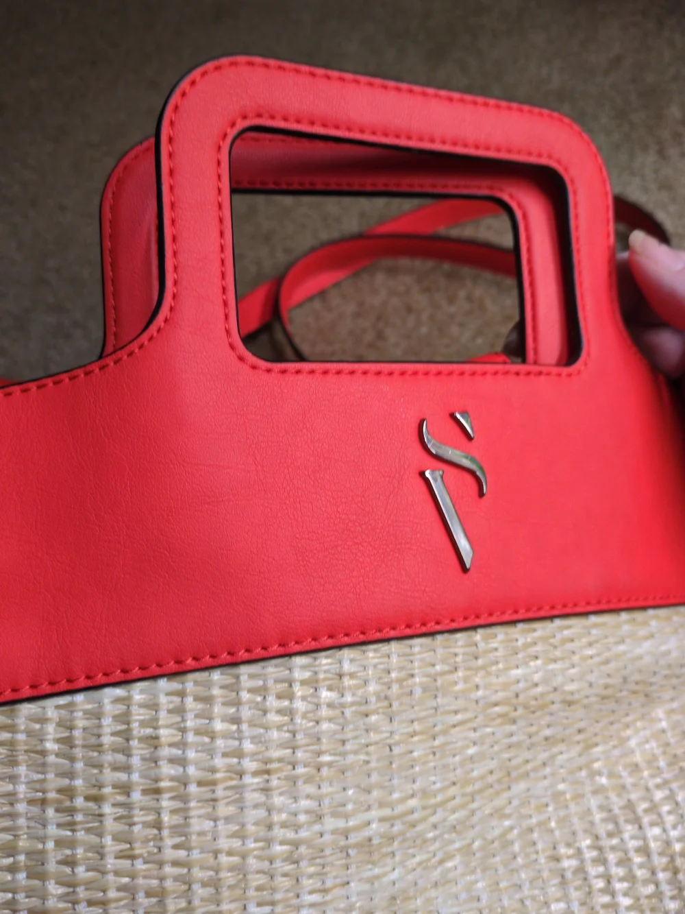 Simply Vera Vera Wang straw crossbody bag orange faux leather trim & top handle